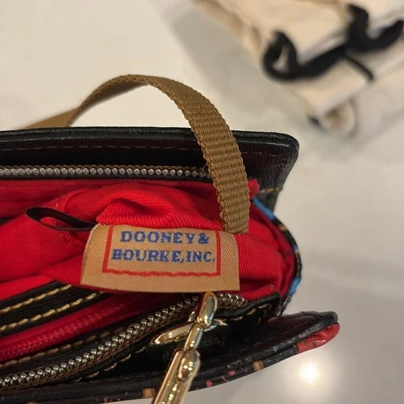 Dooney & Bourke Black Multicolor Bag - Picture 10 of 11